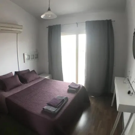 Unique Modern 2 Bedroom Aparment アパート
