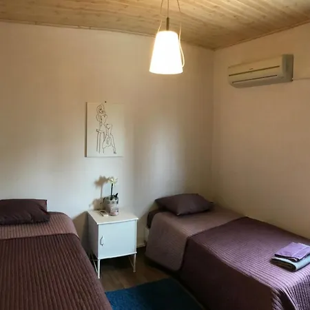 Unique Modern 2 Bedroom Aparment Apartmán *